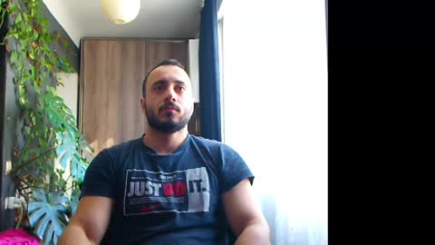 Huracane online show from February 2025 06:07:01 AM