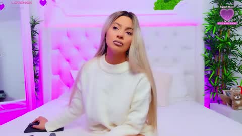 Snapshot of taahiraarabian chatting on December 2025 01:49:02 PM Arianna online show from December 2025 01:49:02 PM