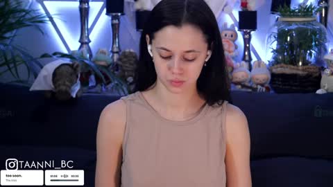 Snapshot of taanni_bc chatting on October 2025 07:50:02 AM TAANNI online show from October 2025 07:50:02 AM