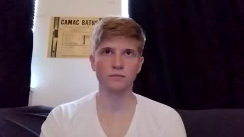 collegetwinkboi online show from February 2026 07:25:02 PM