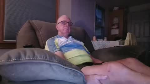 tacrunner66_ online show from October 2025 02:08:02 AM