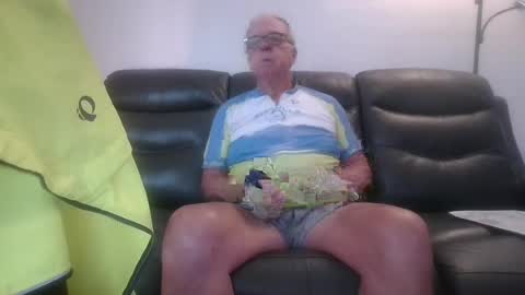 tacrunner66_ online show from July 2026 02:35:01 PM