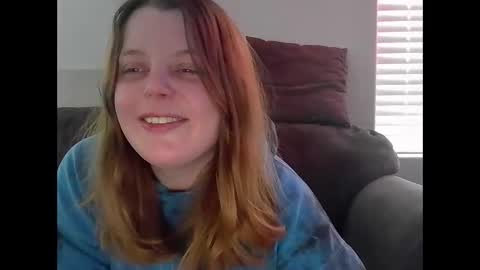 Snapshot of tacyluxe chatting on April 2026 12:02:01 AM tacyluxe online show from April 2026 12:02:01 AM