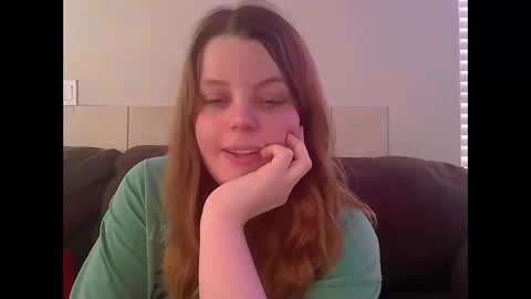 Snapshot of tacyluxe chatting on May 2026 01:35:02 AM tacyluxe online show from May 2026 01:35:02 AM