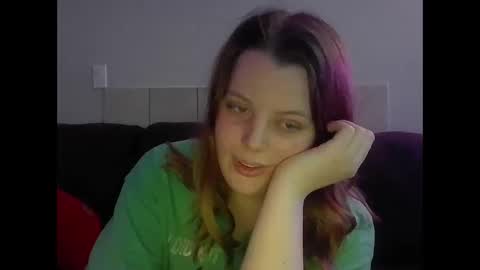 Snapshot of tacyluxe chatting on May 2026 04:29:02 AM tacyluxe online show from May 2026 04:29:02 AM