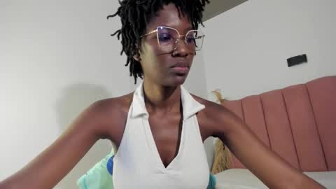 Tahira online show from November 2025 07:37:02 PM