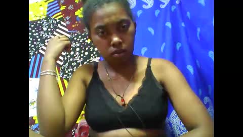 tahiriniah online show from November 2025 06:56:02 AM