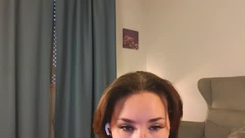 Lizzy online show from April 2026 05:41:02 AM