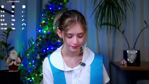 Mia online show from December 2024 05:26:01 AM