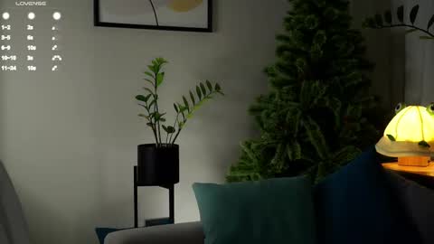 Mia online show from February 2025 01:46:02 AM