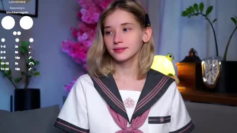 Mia online show from March 2025 02:27:02 AM