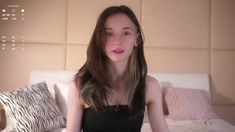 Mia online show from June 2026 04:40:01 AM