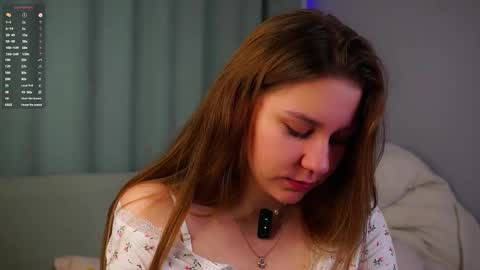 Molly online show from May 2026 01:44:02 AM