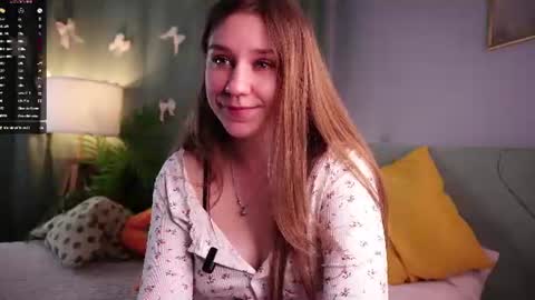 Molly online show from July 2026 01:45:01 AM
