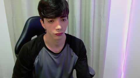 takeru___ online show from October 2025 08:53:02 AM