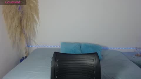 T A L I A online show from October 2025 01:23:01 PM