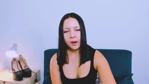 taliasensitive online show from December 2025 10:22:02 AM