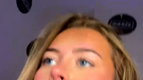 Snapshot of taliavaine chatting on December 2025 06:57:02 PM Talia online show from December 2025 06:57:02 PM