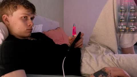 Snapshot of talkinghead7 chatting on November 2025 02:57:02 AM Colin online show from November 2025 02:57:02 AM