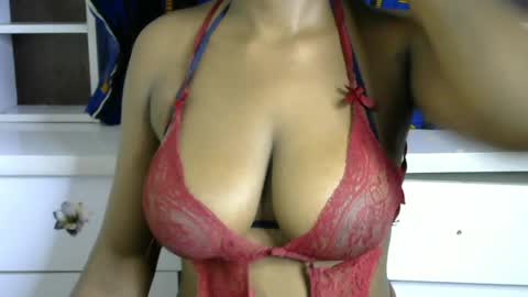 Snapshot of tall_choco chatting on April 2026 07:45:01 PM tall_choco online show from April 2026 07:45:01 PM