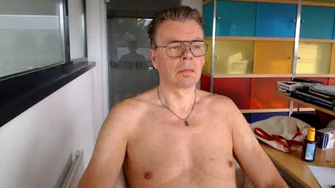 Tall daddy online show from July 2026 06:06:02 AM