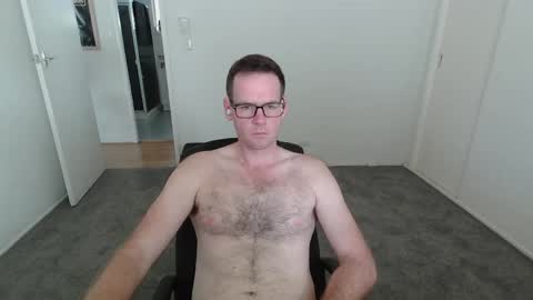 tallaussiedaddy online show from May 2026 03:56:01 AM