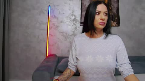 Snapshot of tallida69 chatting on November 2025 08:36:02 PM Tallida online show from November 2025 08:36:02 PM