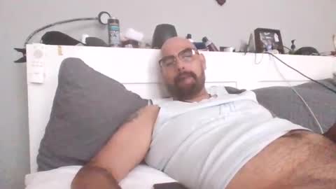 talllatino310 online show from June 2026 09:42:01 PM
