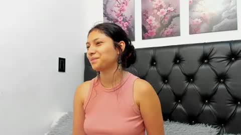 Snapshot of tamar4_f00x chatting on June 2026 01:00:02 PM Hi im sara online show from June 2026 01:00:02 PM