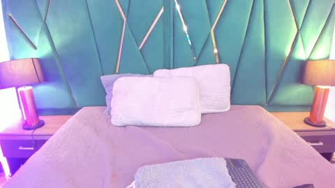 Tamara  online show from January 2025 12:15:02 PM