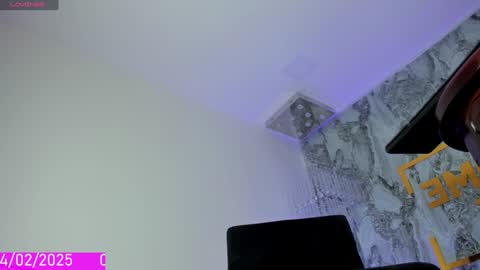  T A M A R A  online show from February 2025 01:04:02 AM