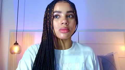 Snapshot of tamara_walter chatting on December 2025 04:58:01 PM Tamara online show from December 2025 04:58:01 PM