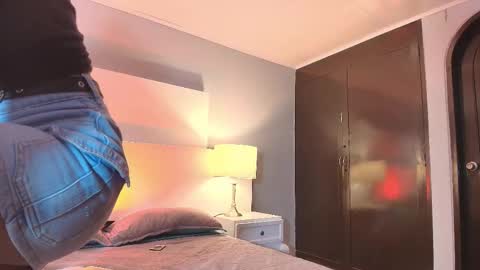 Tamy  online show from February 2026 12:02:02 PM