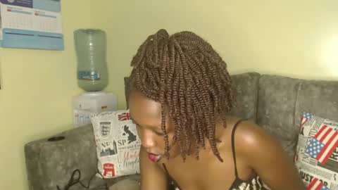 Snapshot of tamela_1 chatting on September 2025 02:48:01 AM tamela online show from September 2025 02:48:01 AM