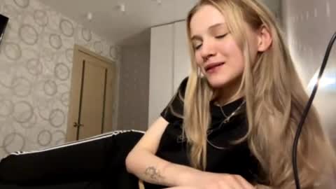 Monica online show from June 2026 06:11:01 PM