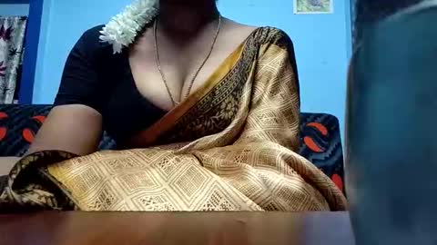 Snapshot of tamilmadhi520 chatting on April 2026 07:07:02 PM tamilmadhi520 online show from April 2026 07:07:02 PM
