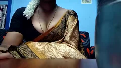 Snapshot of tamilmadhi520 chatting on April 2026 07:58:01 PM tamilmadhi520 online show from April 2026 07:58:01 PM