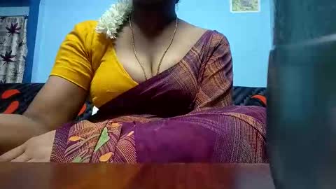 Snapshot of tamilmadhi520 chatting on May 2026 05:52:01 PM tamilmadhi520 online show from May 2026 05:52:01 PM