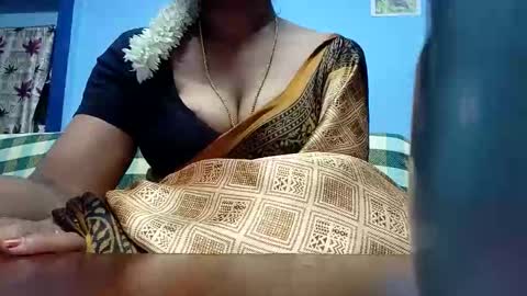 Snapshot of tamilmadhi520 chatting on May 2026 06:43:02 AM tamilmadhi520 online show from May 2026 06:43:02 AM