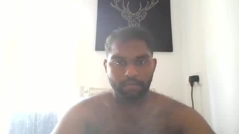 tamilpaiyan09 online show from June 2026 06:49:01 AM