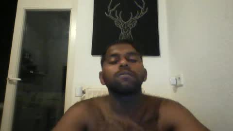 tamilpaiyan09 online show from June 2026 10:12:01 PM