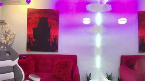 Snapshot of tammy_petit chatting on May 2026 03:35:02 AM Tammy online show from May 2026 03:35:02 AM