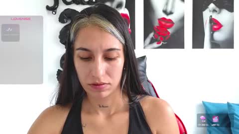 Snapshot of tammyandrade_ chatting on October 2025 04:15:02 PM tammy online show from October 2025 04:15:02 PM