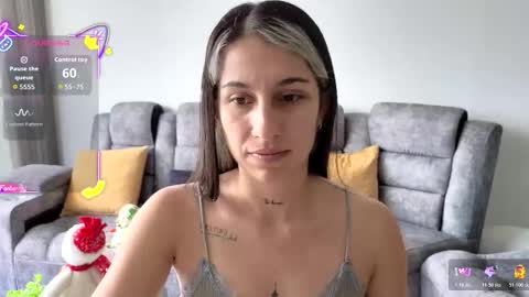 Snapshot of tammyandrade_ chatting on December 2025 04:04:01 PM tammy online show from December 2025 04:04:01 PM