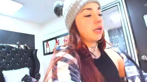 Tammara  online show from December 2024 04:06:02 AM