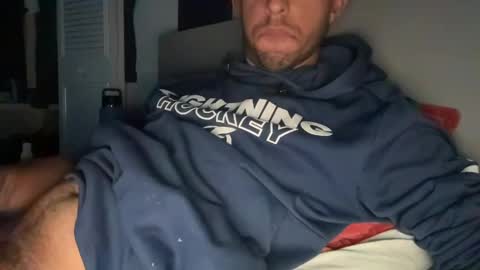 Snapshot of tampabigcock chatting on January 2025 05:27:01 AM tampabigcock online show from January 2025 05:27:01 AM