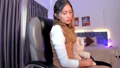 Snapshot of tamy_edwards chatting on October 2025 07:58:02 PM Tamy online show from October 2025 07:58:02 PM