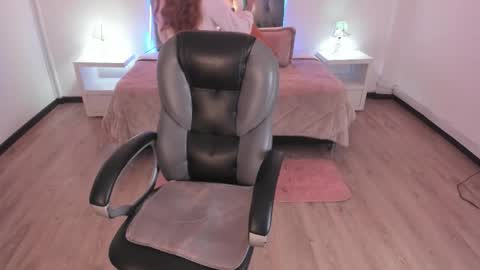 Snapshot of tamy_edwards chatting on March 2026 01:04:02 PM Tamy online show from March 2026 01:04:02 PM