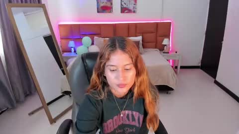 Tamy  online show from April 2026 08:11:02 PM