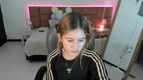 Tamy  online show from May 2026 07:55:02 PM